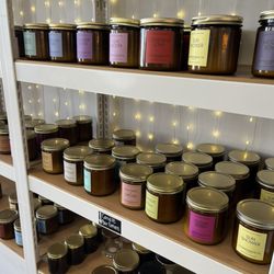 Commonwealth Candle