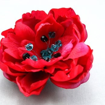 Hair Petals - In Love - Bridal Near Me Hair Petals - In Love - Bridal Near Me