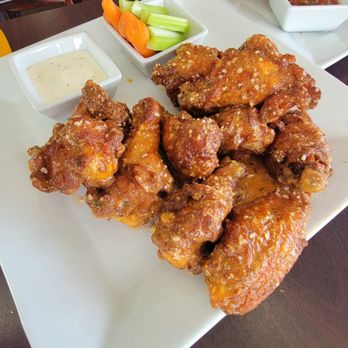 Tacos Vs Pizza - Hot Garlic Parmesan Wings - Salad Near Me - Orlando, Florida Tacos Vs Pizza - Hot Garlic Parmesan Wings - Salad Near Me - Orlando, Florida