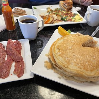 Keke's Breakfast Cafe - Breakfast & Brunch Near Me - Lake Mary, Florida Keke's Breakfast Cafe - Breakfast & Brunch Near Me - Lake Mary, Florida