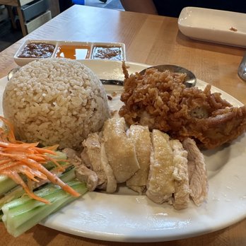 Luck Gai Cafe - Light - Combo - Chicken Shop Near Me - Anaheim, California