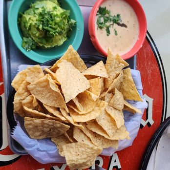 De Nada Cantina - Chips and salsa trio - Mexican Near Me - Austin, Texas