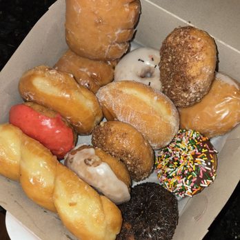 Doughnut Hut - Variety dozen - Donuts Near Me - Burbank, California Doughnut Hut - Variety dozen - Donuts Near Me - Burbank, California
