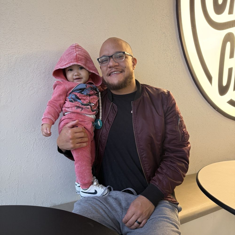 Candy Cloud - Cute wittle baby and a handsome man - Coffee & Tea Near Me - Jacksonville, Florida