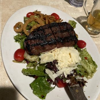 Red White & Brew - Marinated Sliced Steak Salad - American Near Me - Mesa, Arizona Red White & Brew - Marinated Sliced Steak Salad - American Near Me - Mesa, Arizona