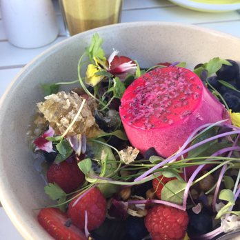 Piggy Back Cafe - Restaurants Near Me - Jindalee, QLD