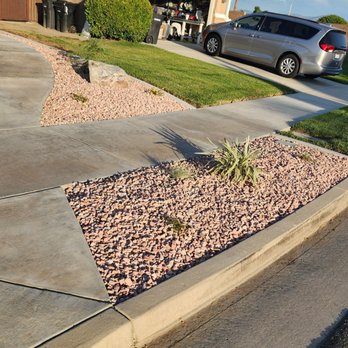Abarca Landscape - Driveway side - Landscaping Near Me - Hemet, California Abarca Landscape - Driveway side - Landscaping Near Me - Hemet, California