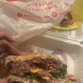 Bob’s Big Boy - Cheeseburger - American Near Me - Burbank, California