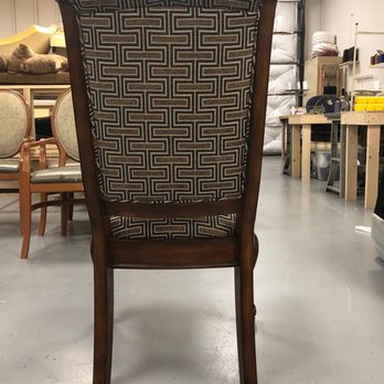 Innovation Upholstery - The back. Look closely the pattern matches perfectly - Furniture Reupholstery Near Me - Carrollton, Texas Innovation Upholstery - The back. Look closely the pattern matches perfectly - Furniture Reupholstery Near Me - Carrollton, Texas