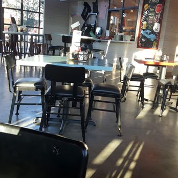 FM Kitchen & Bar - Bars Near Me - Houston, Texas FM Kitchen & Bar - Bars Near Me - Houston, Texas