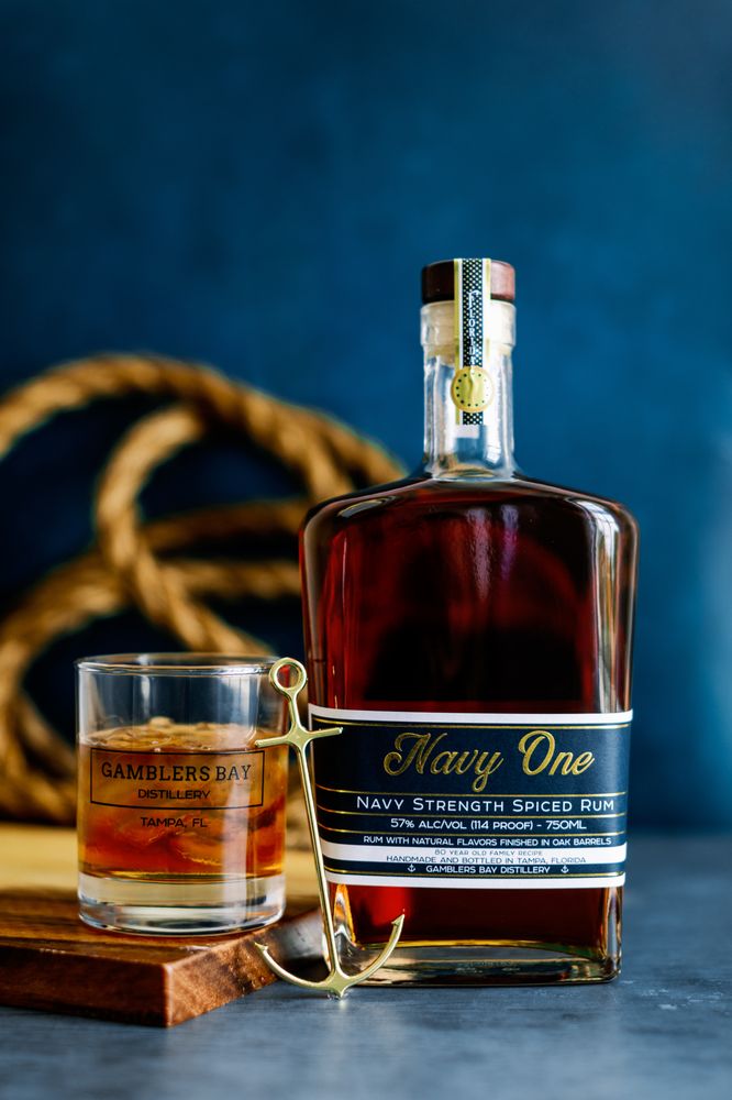 Gamblers Bay Distillery Logo