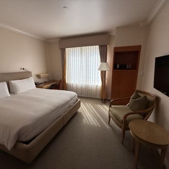 Taj Campton Place - Room from entrance - Hotels Near Me - San Francisco, California Taj Campton Place - Room from entrance - Hotels Near Me - San Francisco, California