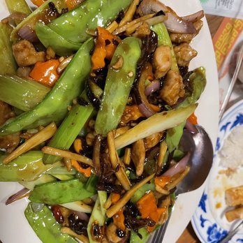 Ming-Gee Chinese Food Restaurant - Sichuan style chicken - Chinese Near Me - Glendale, Arizona