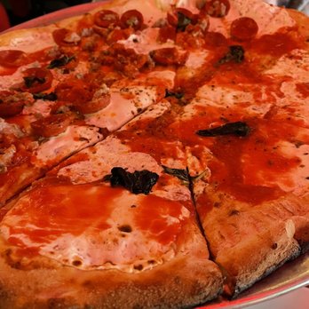 Juliana's - Margherita Pizza & Pepperoni - Pizza Near Me - Brooklyn, New York Juliana's - Margherita Pizza & Pepperoni - Pizza Near Me - Brooklyn, New York