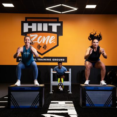 Crunch Fitness - Des Moines South by null
