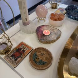 Spiritual Psychic Reader and Advisor
