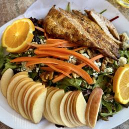 Fuji Salad with Grilled Chicken Fuji Salad with Grilled Chicken