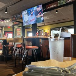 Applebee's Grill + Bar - Front