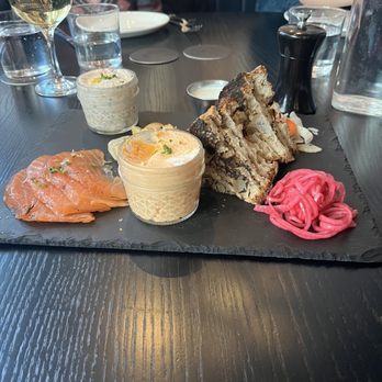 Row 34 - Cambridge - The board - Seafood Near Me - Cambridge, Massachusetts