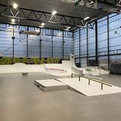 Arena Bekkestua - THE TEMPLE OF HER MAJESTY
