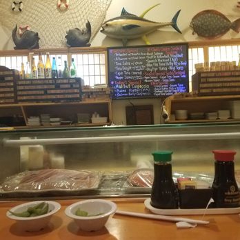Minato Sushi - Sushi bar - Sushi Bars Near Me - Thousand Oaks, California