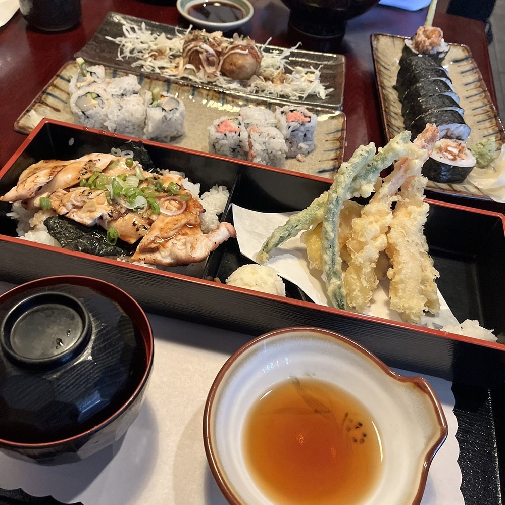 Torizen - Chicken teriyaki bento box with miso soup and assorted tempura. Spicy tuna, spicy scallop, spider roll, octopus balls, ramen. - Japanese Near Me - Schaumburg, Illinois Torizen - Chicken teriyaki bento box with miso soup and assorted tempura. Spicy tuna, spicy scallop, spider roll, octopus balls, ramen. - Japanese Near Me - Schaumburg, Illinois