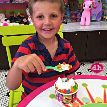 Sloan's - Ice Cream & Frozen Yogurt Near Me - Lauderdale By the Sea, Florida Sloan's - Ice Cream & Frozen Yogurt Near Me - Lauderdale By the Sea, Florida