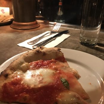 Piacere - Gourmet Personal Margherita Pizza 10" - Pizza Near Me - New York, New York Piacere - Gourmet Personal Margherita Pizza 10" - Pizza Near Me - New York, New York