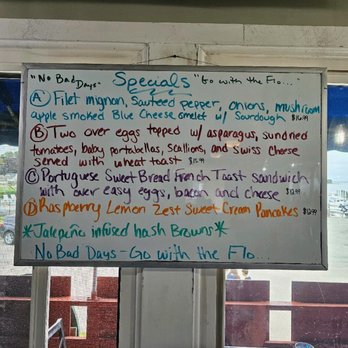 Kitchen Little - Breakfast & Brunch Near Me - Mystic, Connecticut