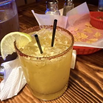 El Pariente Mariscos & Más - Mango margarita - Seafood Near Me - Portland, Oregon