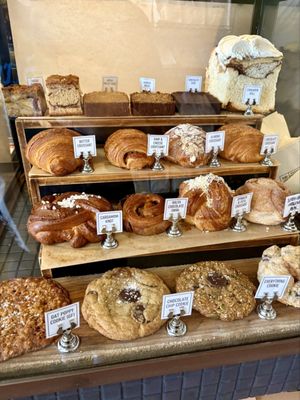 Lodge Bread Company by null