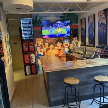 Osumo Poke - Bar area with several beers on tap - Japanese Near Me - Fremont, California