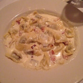 Pasta Amore - Tortellini with cream sauce (with bacon) - Italian Near Me - Omaha, Nebraska Pasta Amore - Tortellini with cream sauce (with bacon) - Italian Near Me - Omaha, Nebraska