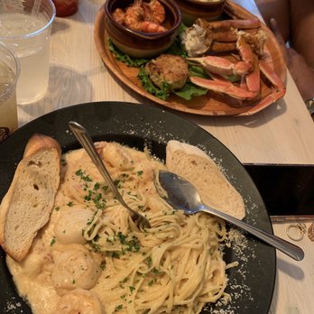 CJ's Crab Shack - Great food, if you're looking for some good seafood real talk come here. Located on ocean drive in Miami. - Seafood Near Me - Miami Beach, Florida CJ's Crab Shack - Great food, if you're looking for some good seafood real talk come here. Located on ocean drive in Miami. - Seafood Near Me - Miami Beach, Florida