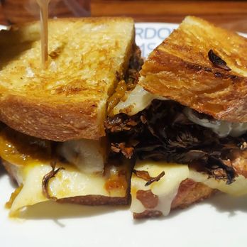 Gordon Ramsay Burger Las Vegas - Prime rib sandwich  10/10 - Burgers Near Me - Las Vegas, Nevada