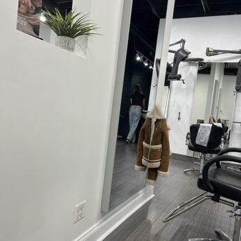 Peter DeLuca Salon - Hair Salons Near Me - Arlington Heights, Illinois Peter DeLuca Salon - Hair Salons Near Me - Arlington Heights, Illinois