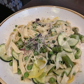 3 Restaurant - Spring Vegetable Primavera - American Near Me - Franklin, Massachusetts