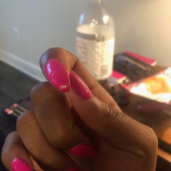 Bellevue Nails - Broken tip the next day - Nail Salons Near Me - Nashville, Tennessee