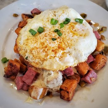 Stanley - Pastrami corned beef hash - Breakfast & Brunch Near Me - New Orleans, Louisiana Stanley - Pastrami corned beef hash - Breakfast & Brunch Near Me - New Orleans, Louisiana