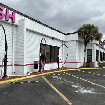 LUV CAR WASH - Updated February 2026 - 36 Photos - 9491 Baymeadows Rd