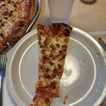 Hunner's Restaurant & Catering - One slice of goodness! - Pizza Near Me - Sturgeon, Pennsylvania Hunner's Restaurant & Catering - One slice of goodness! - Pizza Near Me - Sturgeon, Pennsylvania