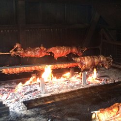 Dubic Palm Cafe - Lamb, pigs, and chickens on the spit