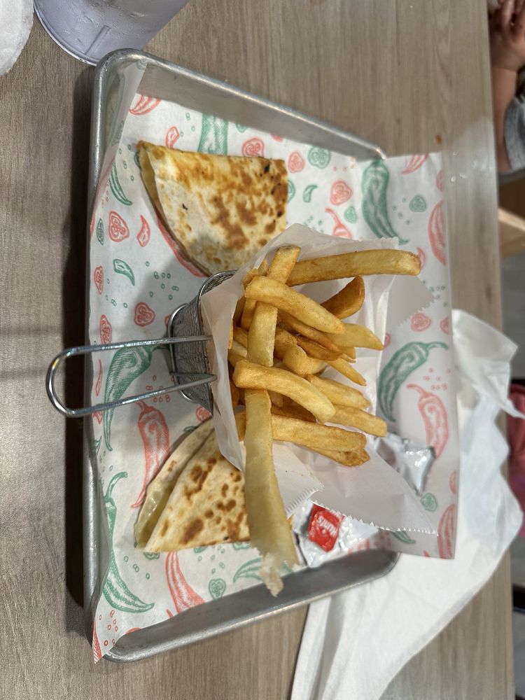 Los Nuevos Charros Mexican Restaurant