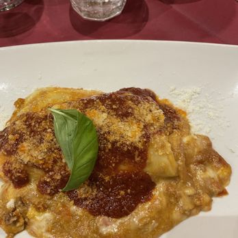 Antico Trattoria da Peppino - Lasagna - Napoletana Near Me - Naples, NA