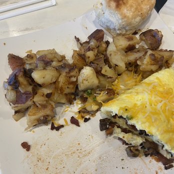 EggTown - Meat Lovers Omelette - Breakfast & Brunch Near Me - Tampa, Florida
