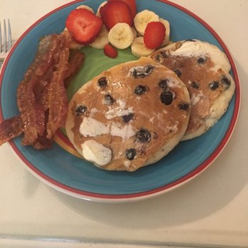 Paradise Bagels Cafe - Yummy blueberry pancakes at Paradise Bagels - New American Near Me - Holmes Beach, Florida Paradise Bagels Cafe - Yummy blueberry pancakes at Paradise Bagels - New American Near Me - Holmes Beach, Florida