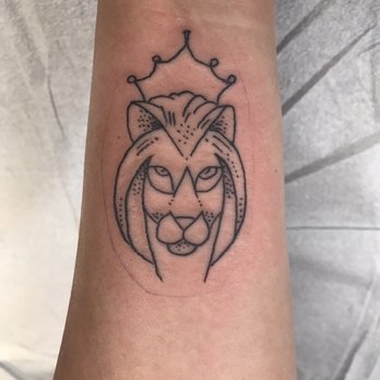Nite Owl Gallery Tattoo - Uneven, shaky, and unfinished lines. - Tattoo Near Me - San Diego, California Nite Owl Gallery Tattoo - Uneven, shaky, and unfinished lines. - Tattoo Near Me - San Diego, California