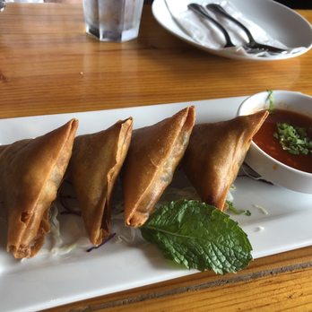 Rangoon Burmese Kitchen - Samusas, beautiful and crisp little morsels. - Burmese Near Me - Honolulu, Hawaii