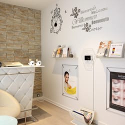 BeautyCase Academy - Empfangsbereich für unsere Kund(inn)en