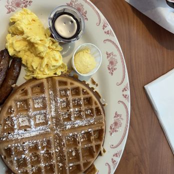 Henri's - My yummy breakfast - Diners Near Me - Canoga Park, California